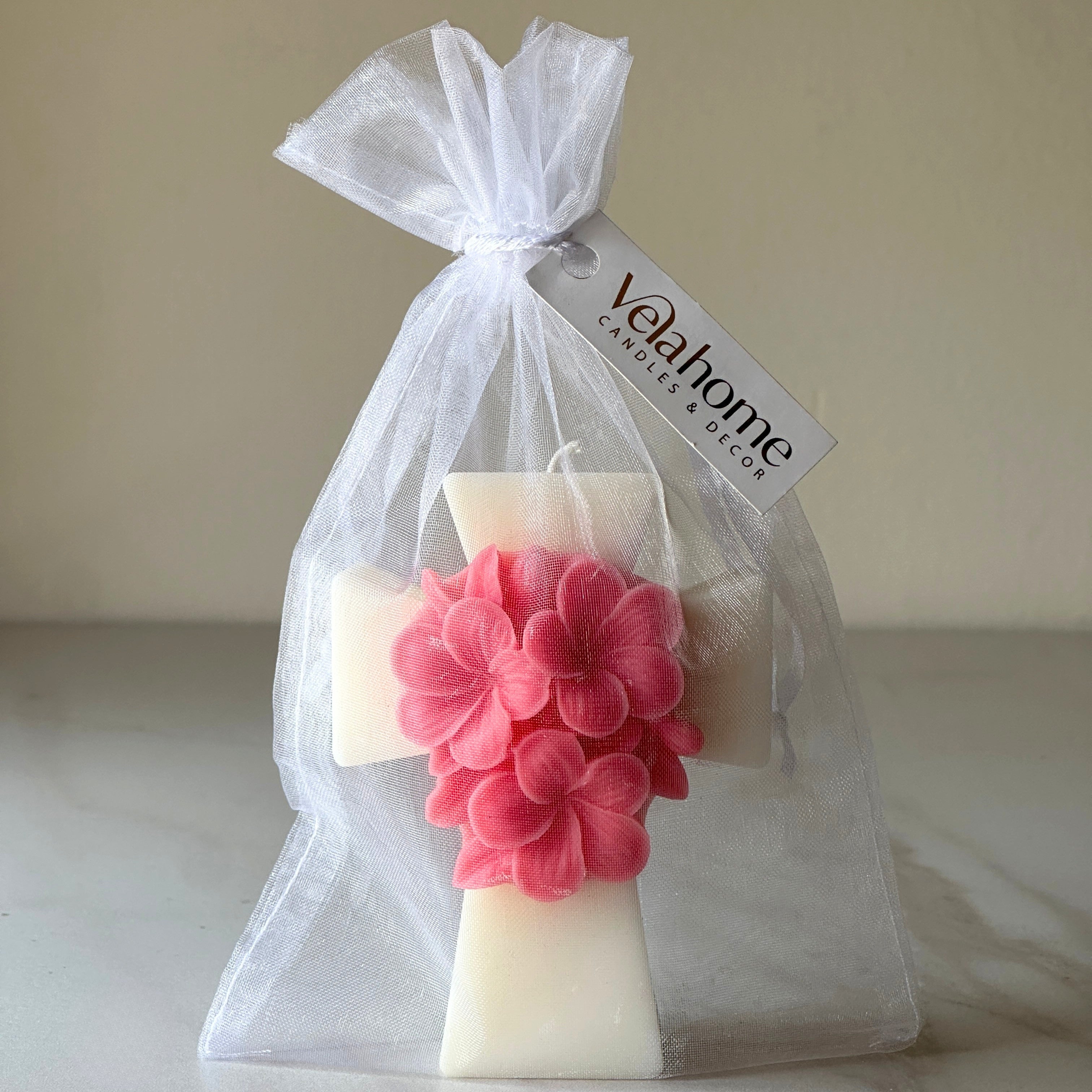 Vela Cruz con Flores en bolsa de organza