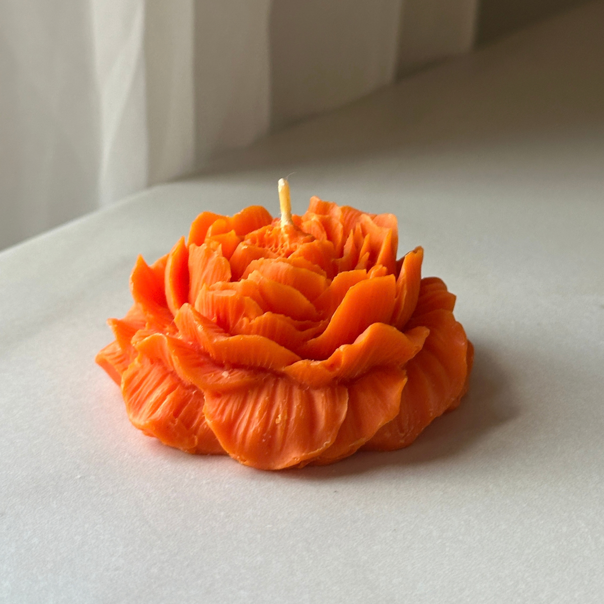 20 Velas Flor Naranja 7 cm