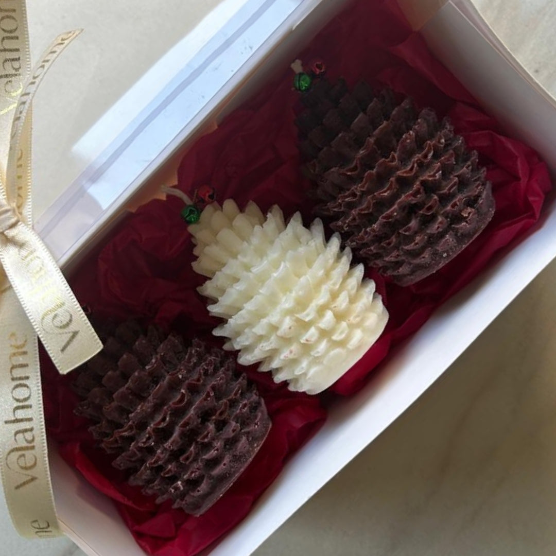 Three Pinecone Set